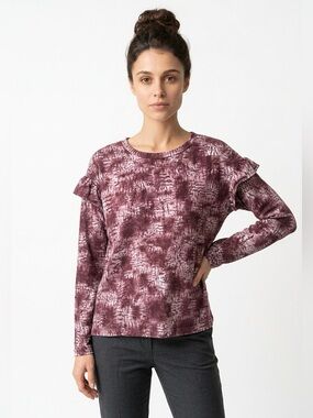 ✌️4 for $20✌️ 
Ellen Tracy tie dyed sweatshirt